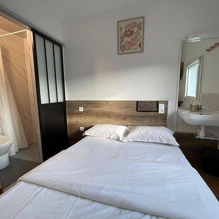 Hotel Thania Frontignan Exterior photo